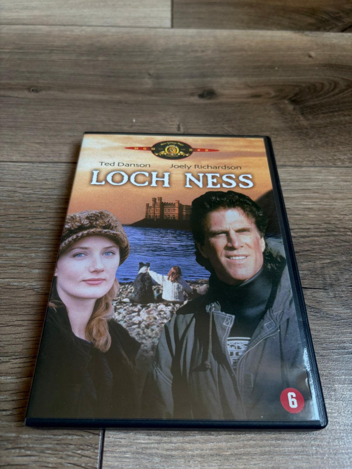 Loch Ness met Ted Danson, Alle leeftijden, Ophalen of Verzenden, Zo goed als nieuw