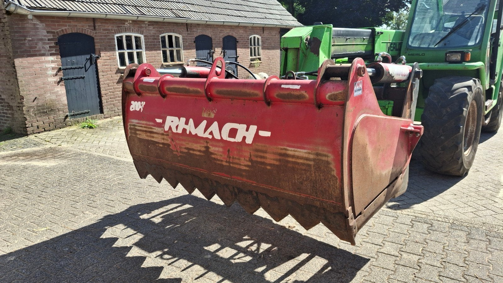 RI-Mach kuilhapper 202 cm – Merlo aansluiting, Ophalen, Veehouderij