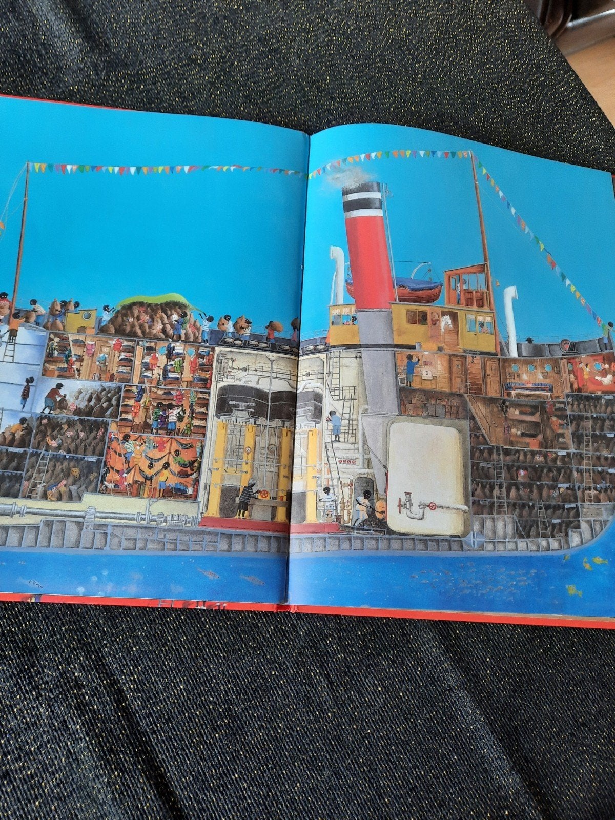 Sinterklaas - Charlotte Dematons (Hardcover, nieuwstaat), Ophalen of Verzenden
