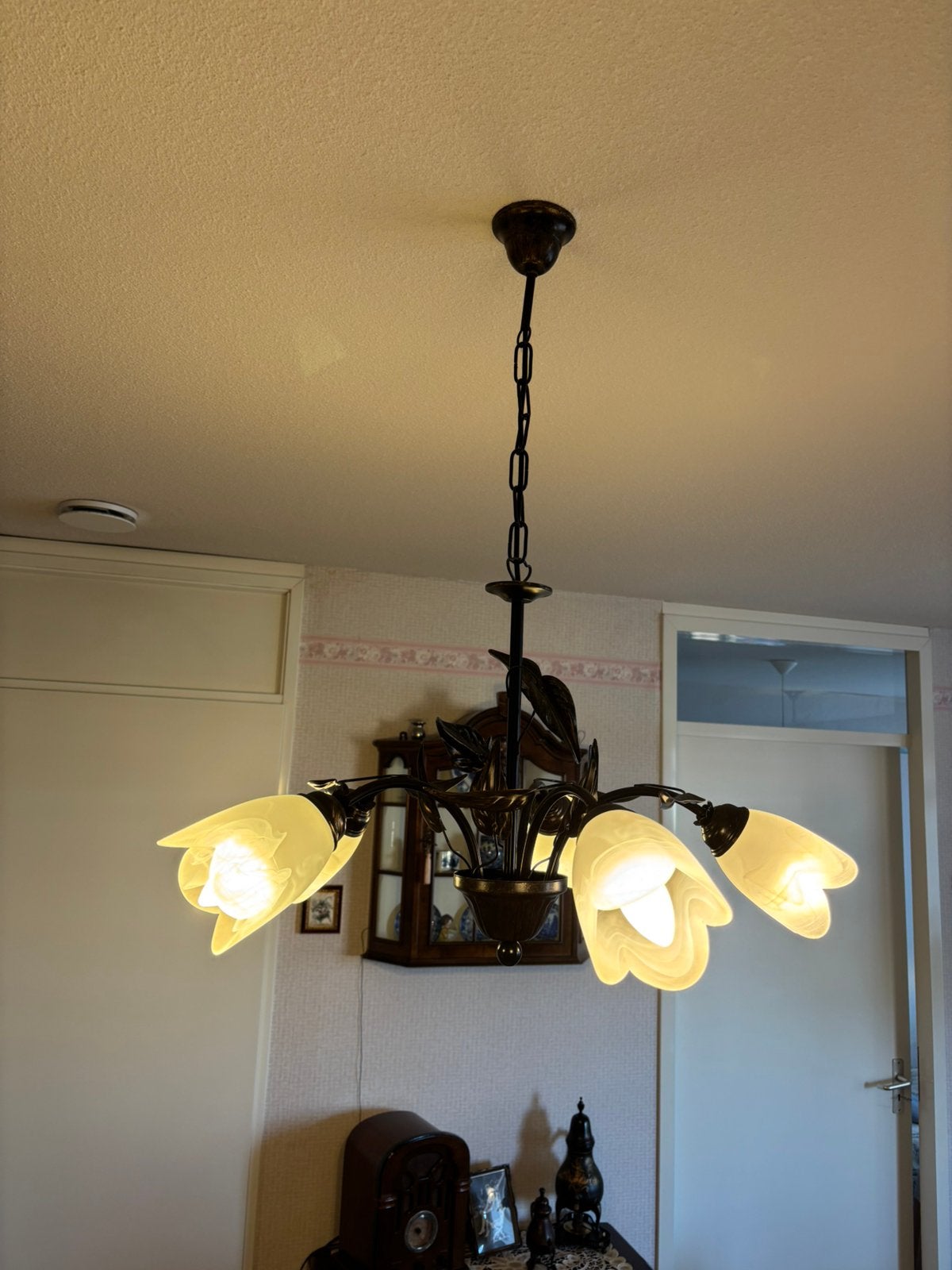 Hanglamp met tulpen kelken, Ophalen of Verzenden, Zo goed als nieuw