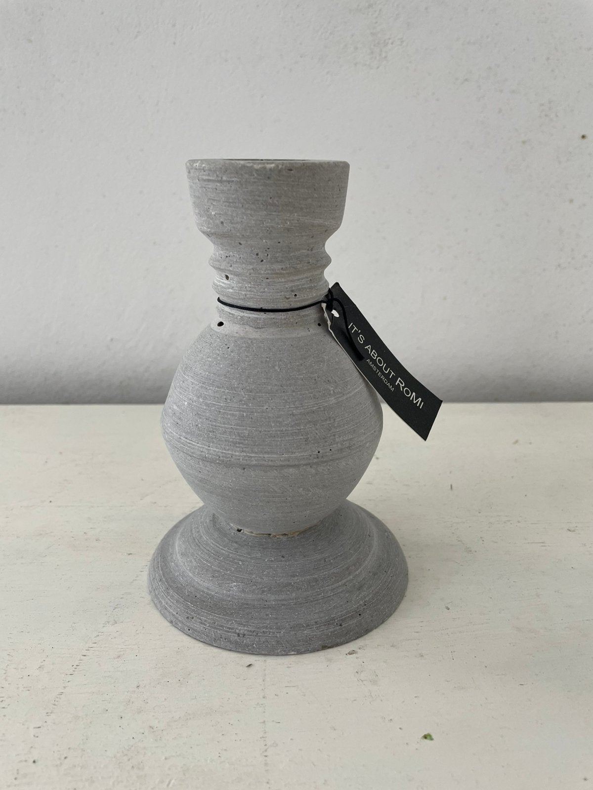 It’s About Romi betonnen kandelaar | Scandinavisch | 15 cm, Ophalen of Verzenden, Zo goed als nieuw