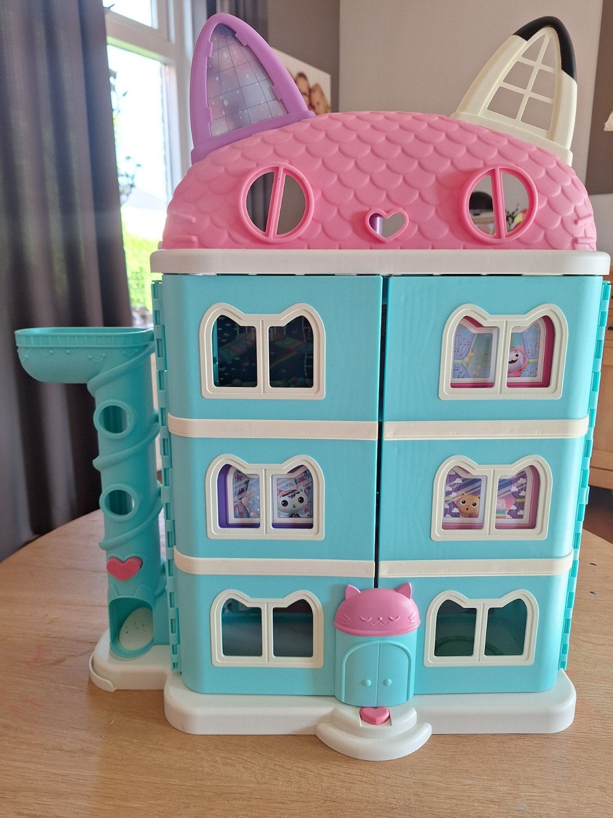 Gabby's Poppenhuis met veel extra's en poppetjes, Kinderen en Baby's, Speelgoed | Poppenhuizen, Ophalen