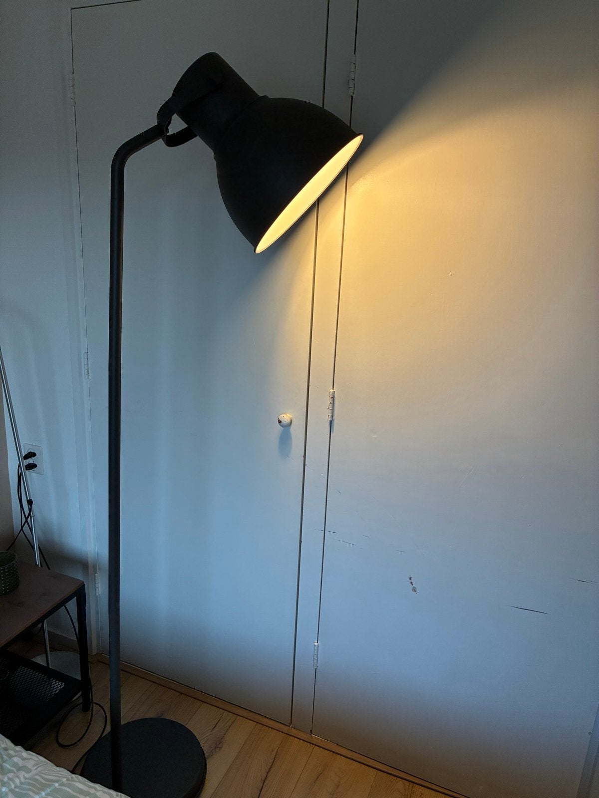 Ikea Hektar staande lamp 181cm hoog, goede staat, Ophalen, Gebruikt, E27 (groot), Metaal