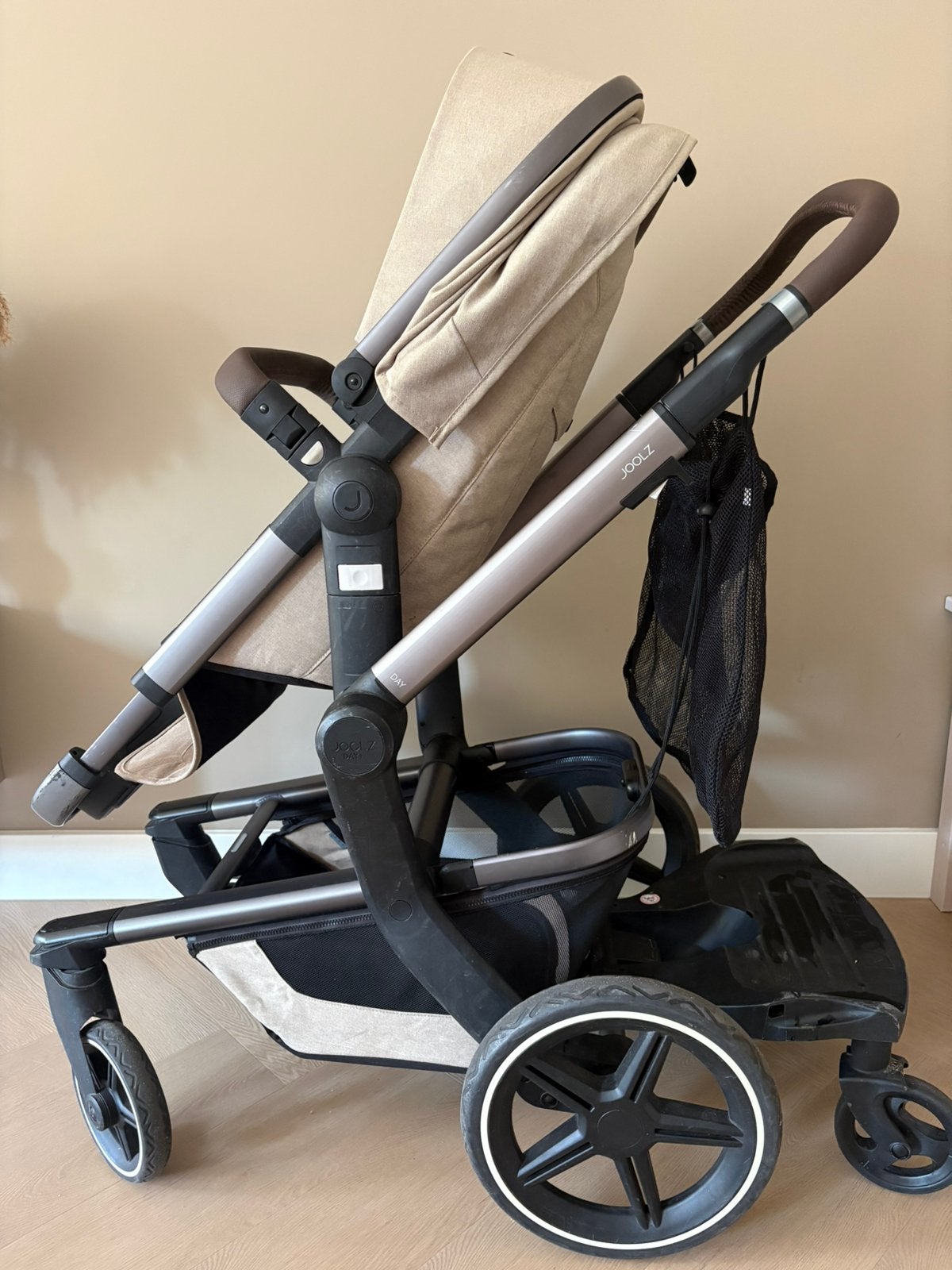 Joolz Day+ Urban Taupe, Gebruikt, Verstelbare duwstang, Ophalen, Kinderwagen