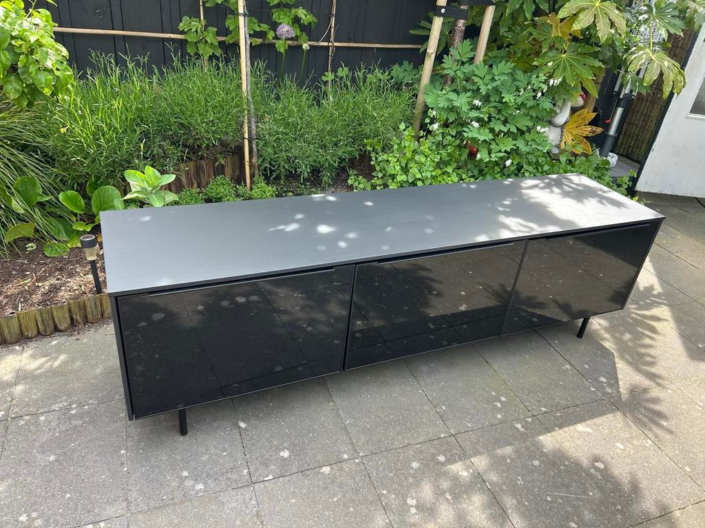 IKEA Rannäs TV meubel zwart, Ophalen, 150 tot 200 cm, Zo goed als nieuw, Minder dan 100 cm