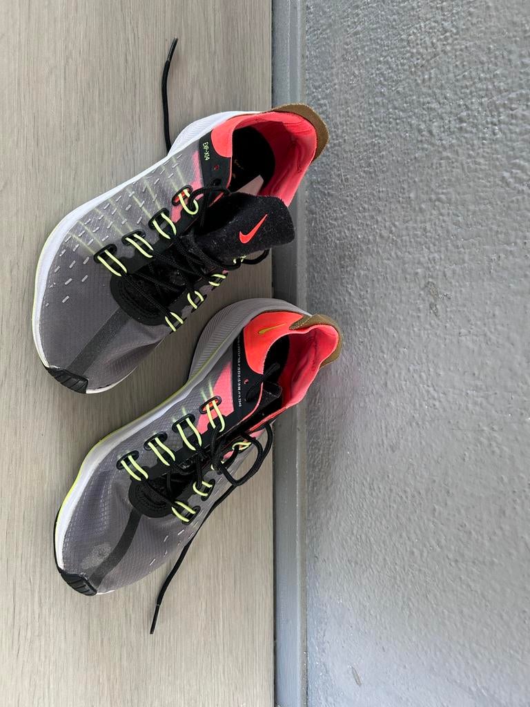 Nike sneakers aangeboden, maat 37,5, Sport en Fitness, Schaatsen, Ophalen of Verzenden, Zo goed als nieuw, Overige typen, Overige merken