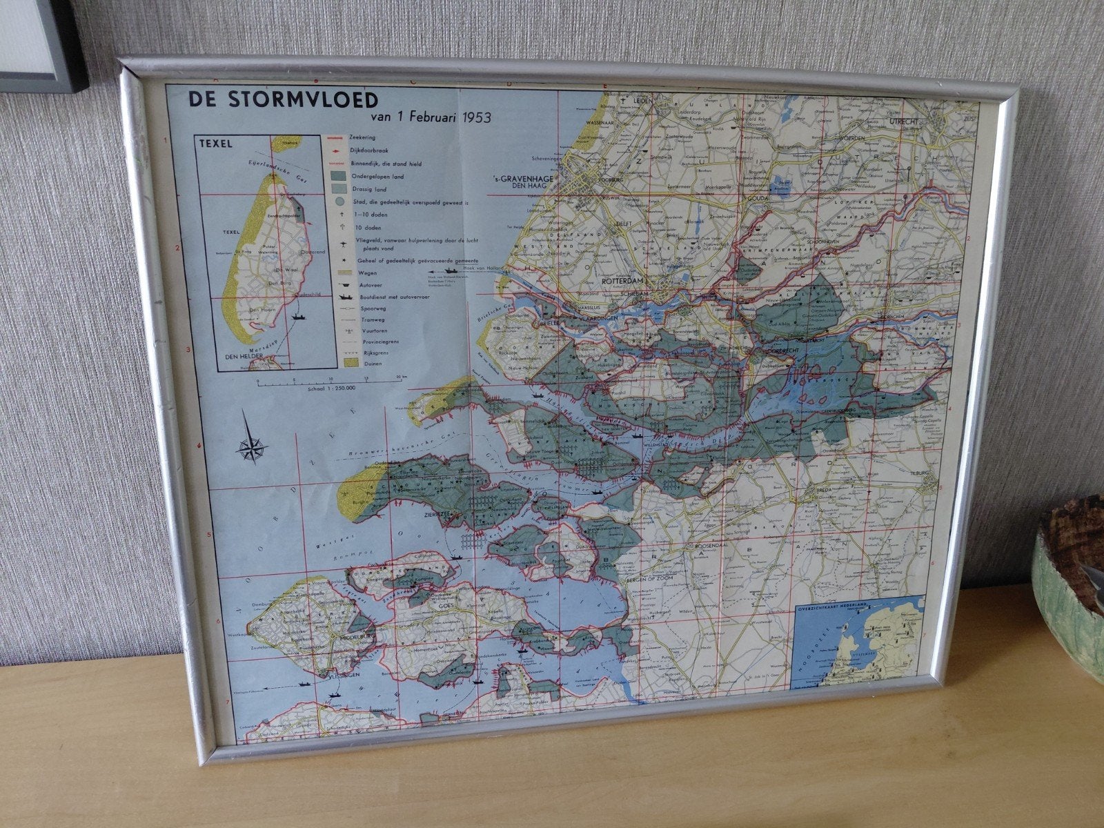 PRACHTIG GAVE OUDE KAART V.D GEVOLGEN  V.D WATERSNOOD RAMP, Boeken, Ophalen of Verzenden