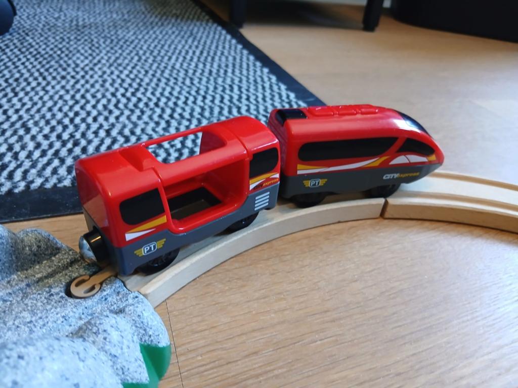 City Express Trein met Licht en Wagon, Ophalen of Verzenden, Gebruikt