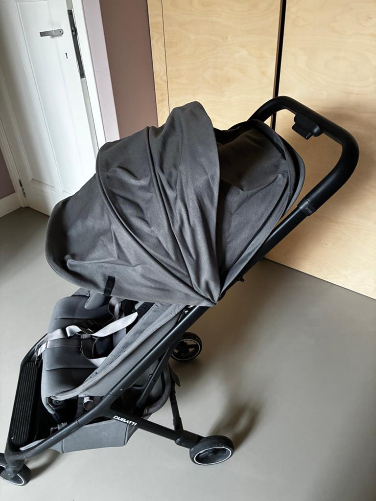 Dubatti Smart Buggy - Compact en Comfortabel, Kinderen en Baby's, Buggy's, Ophalen of Verzenden, Zo goed als nieuw, Overige merken