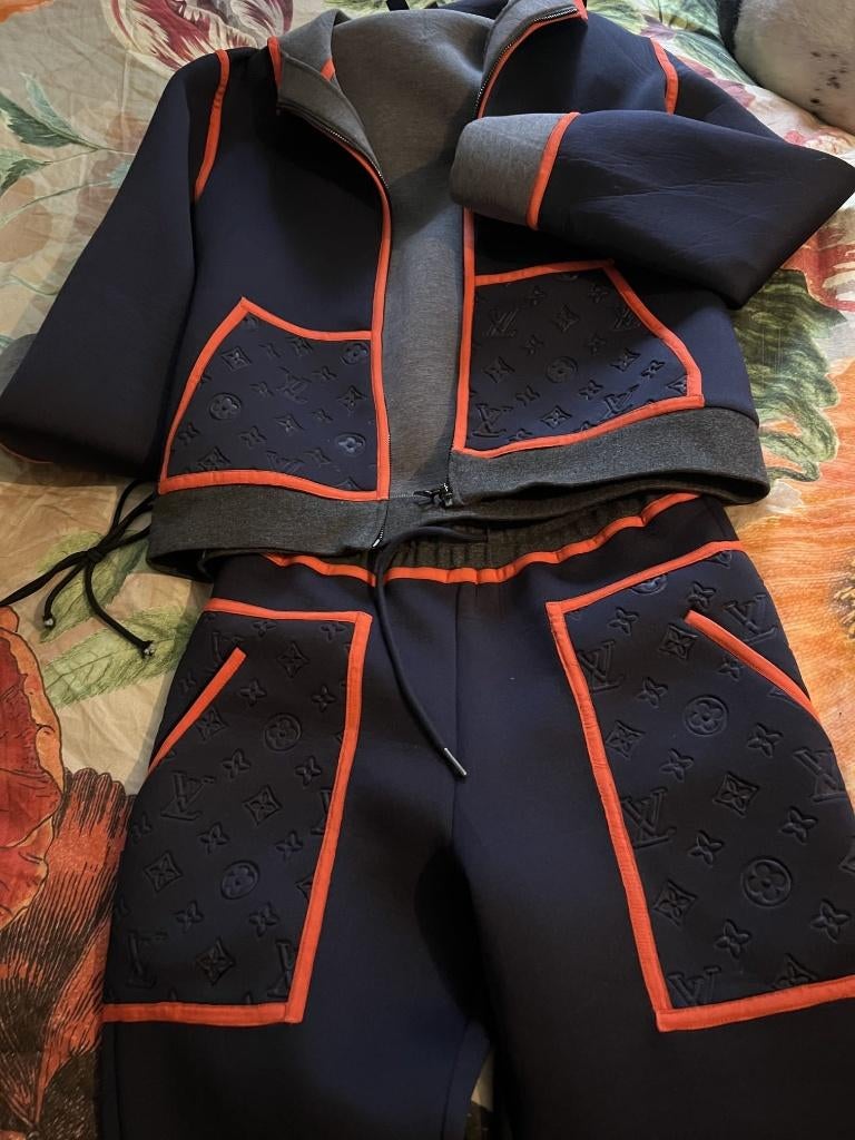sportkostuum van LOUIS VUITTON, Maat 38/40 (M), Kostuum of Pak, Overige kleuren, Nieuw