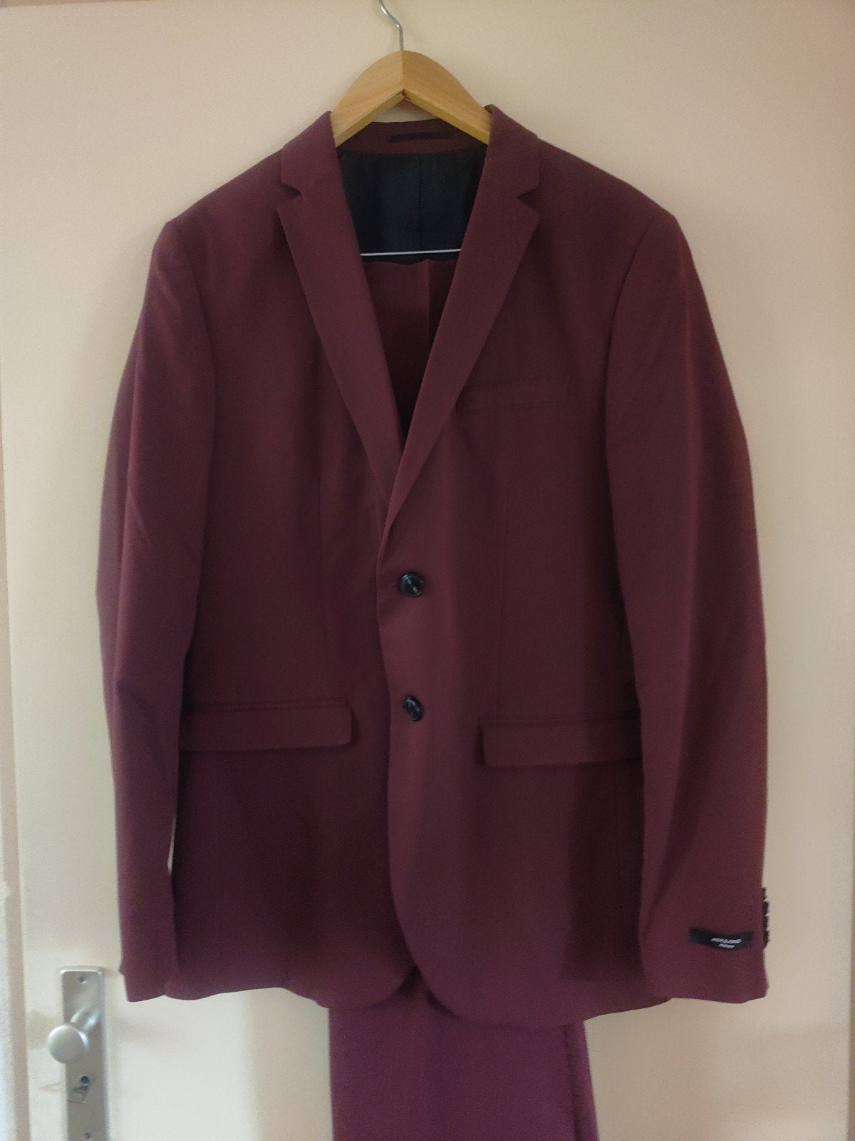 Jack en jones pak, Kleding | Heren, Maat 52/54 (L), Ophalen of Verzenden, Zo goed als nieuw, Rood