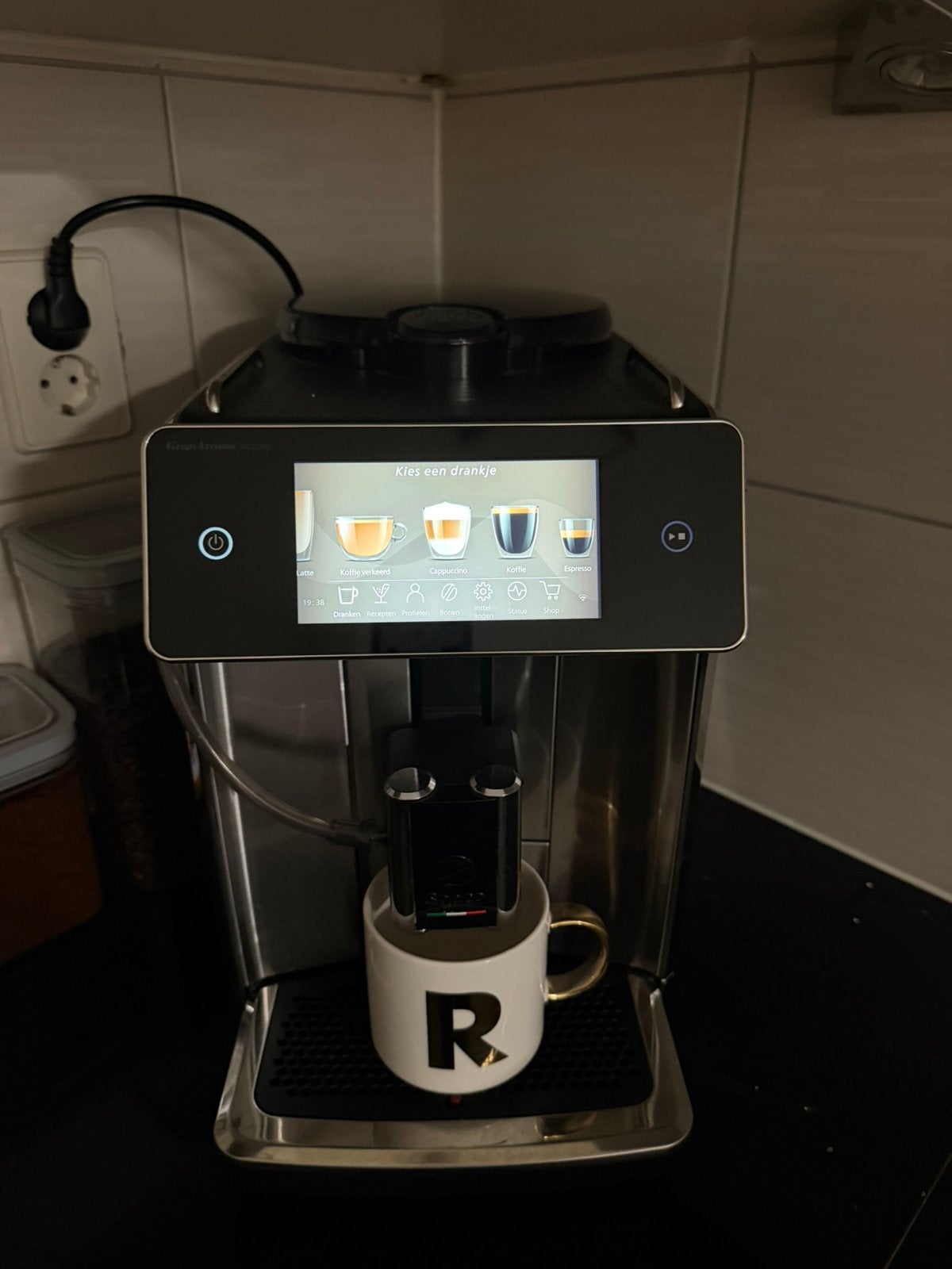 Saeco GranAroma Deluxe SM6685 - zo goed als nieuw!, Witgoed en Apparatuur, Koffiezetapparaten, Ophalen, 10 kopjes of meer, Koffiemachine