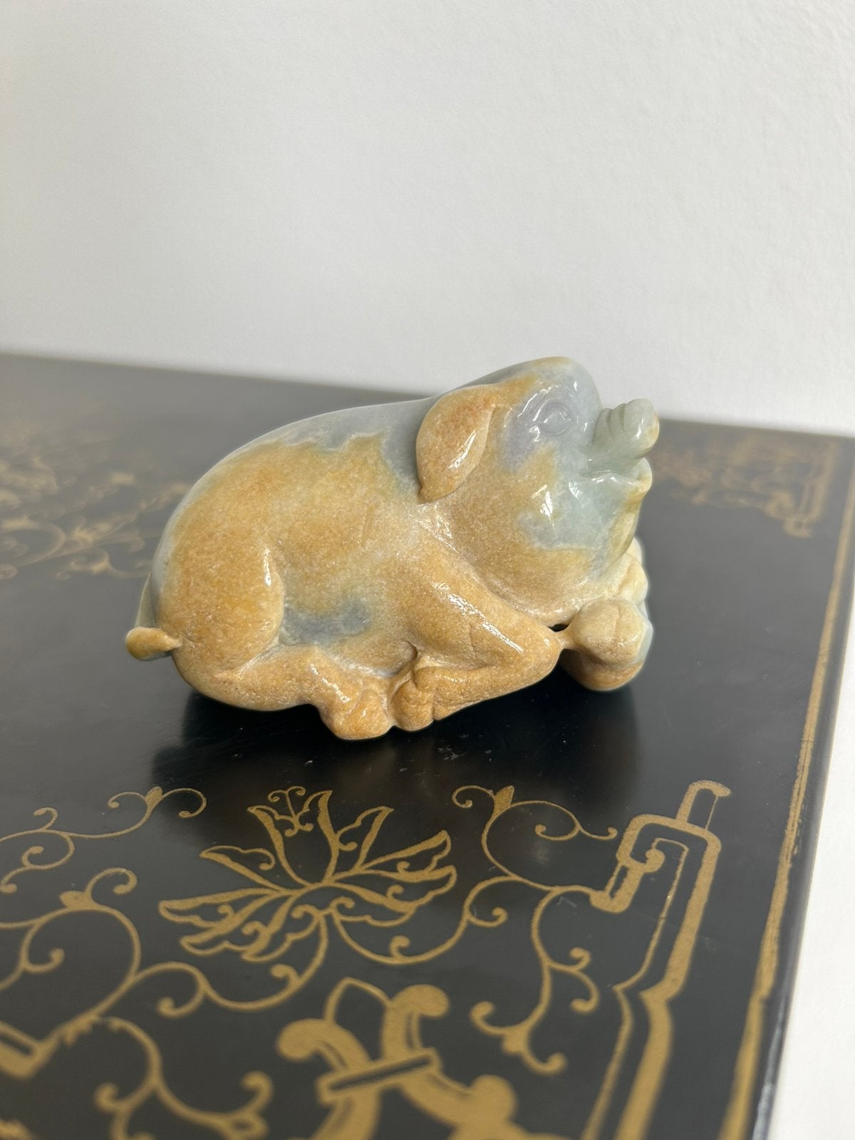 Handgesneden Chinees varkentje uit Hetian jade, Ophalen of Verzenden