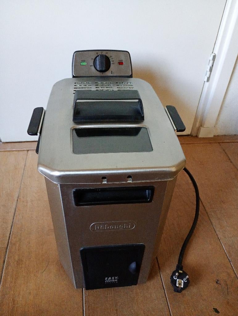 frituurpan, 2 tot 3 liter, Ophalen, Gebruikt, Uitneembare binnenpan