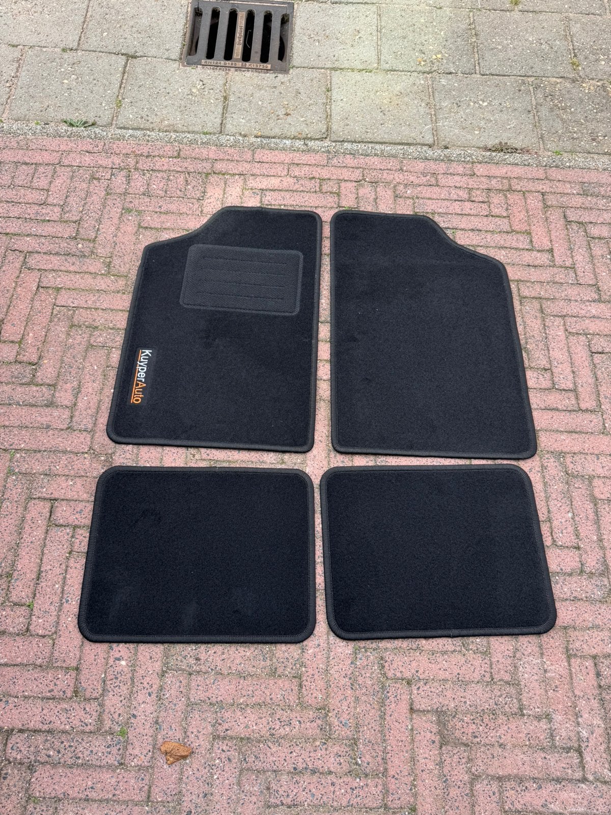 Mattenset fiat 500, Ophalen, Zo goed als nieuw
