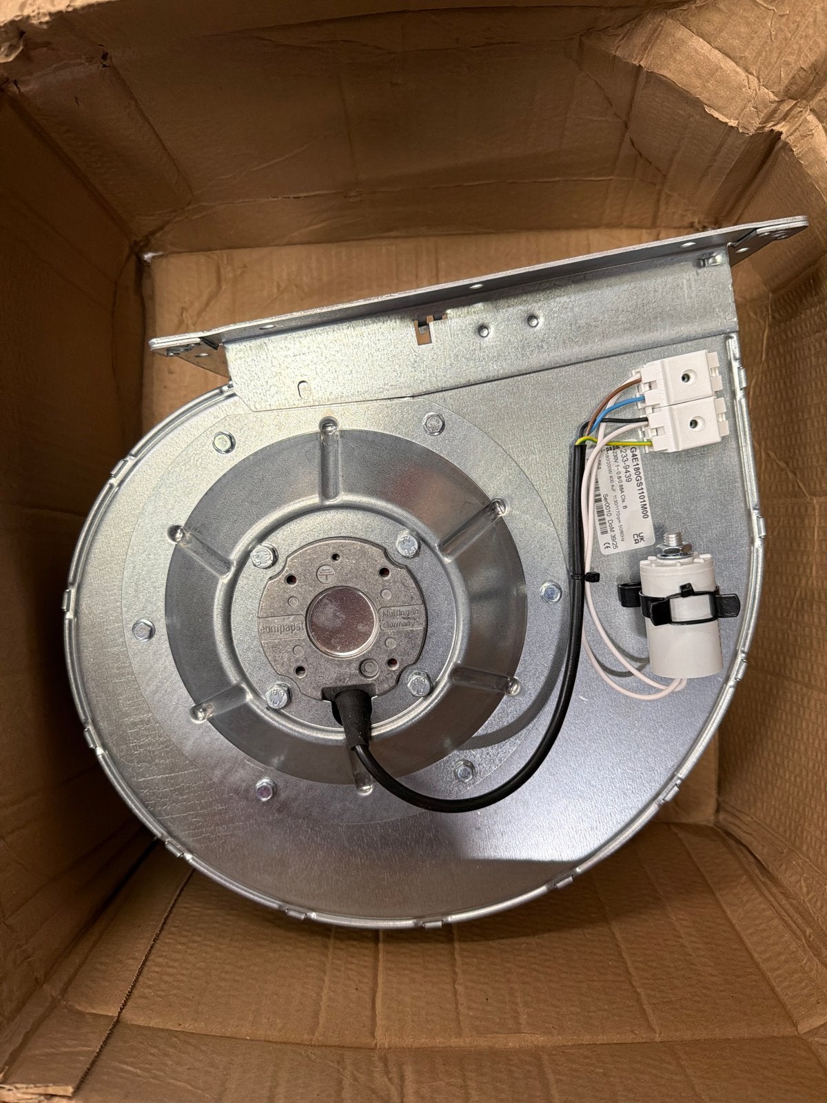 3 EBM-Papst G4E180GS1101M00 Afzuigkap Motor Nieuw, Minder dan 200 m³ per uur, Overige typen, Nieuw, Ophalen of Verzenden
