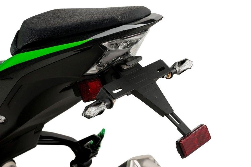 Puig Z900 Korte Kentekenplaathouder, Ophalen