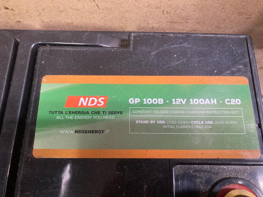 Nieuw Accu 100 amp, Mobiele service, Carrosserie