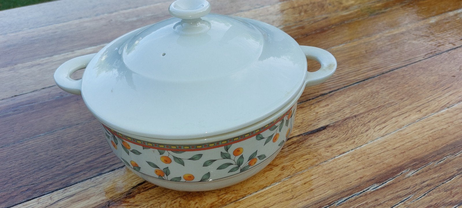 Ronde schaal met deksel/Koffietijd sinaasappels, Ophalen of Verzenden, Overige stijlen, Aardewerk, Schaal of Schalen