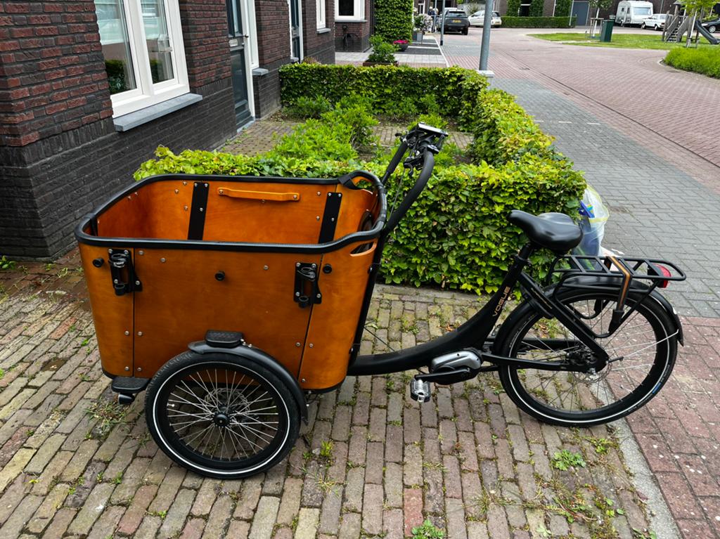 Vogue Superior Deluxe bakfiets 2021 | huif + 2 zitjes + hoes, Fietsen en Brommers, Fietsen | Bakfietsen, Overige merken, 4 kinderen of meer