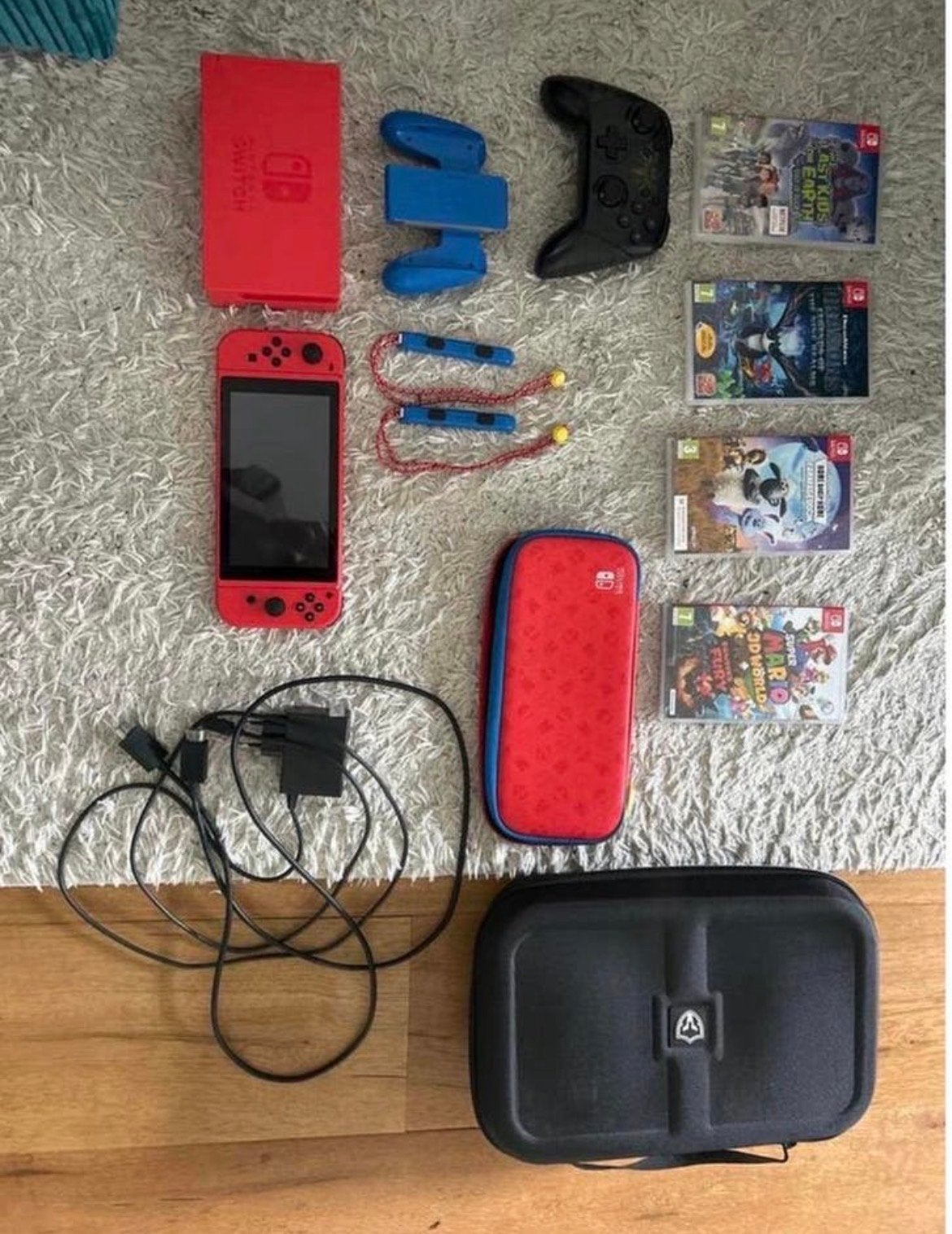 Nintendo Switch Bundel met 4 Games en Accessoires, Met games, Ophalen of Verzenden, Zo goed als nieuw, Switch Original