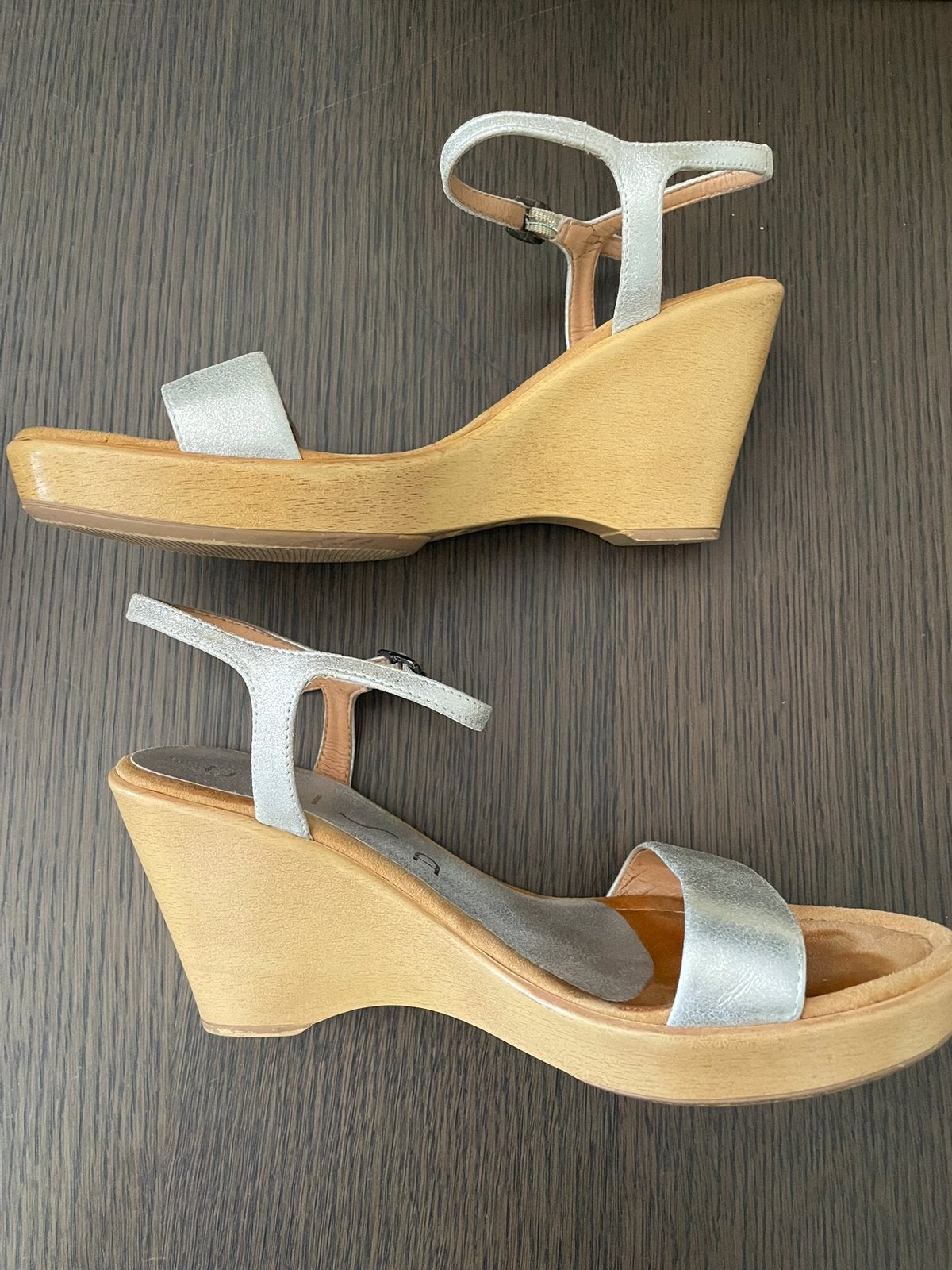 Unisa sandaal zilver, leder, maat 39, Overige kleuren, Gedragen, Sandalen of Muiltjes, Ophalen of Verzenden