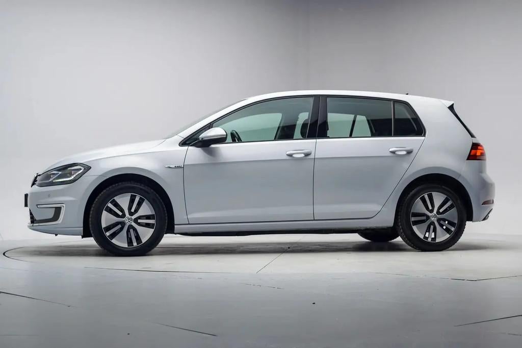 Volkswagen Golf E-Golf [ LED Adapt.cruise Navig € 11.445,0, Automaat, 136 pk, Gebruikt, Wit