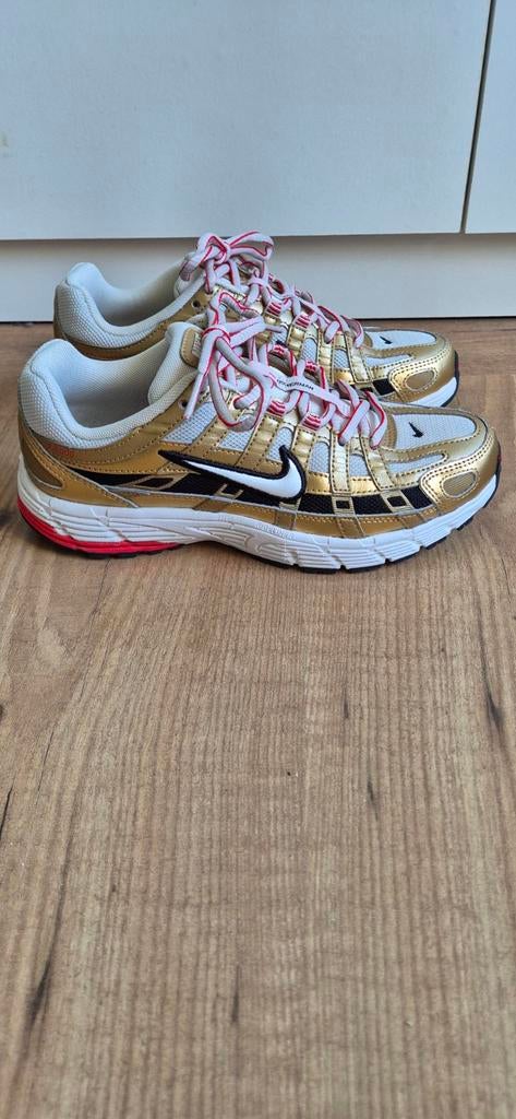 Nike P-6000 sneakers, Verzenden, Zo goed als nieuw, Hardloopschoenen, Nike