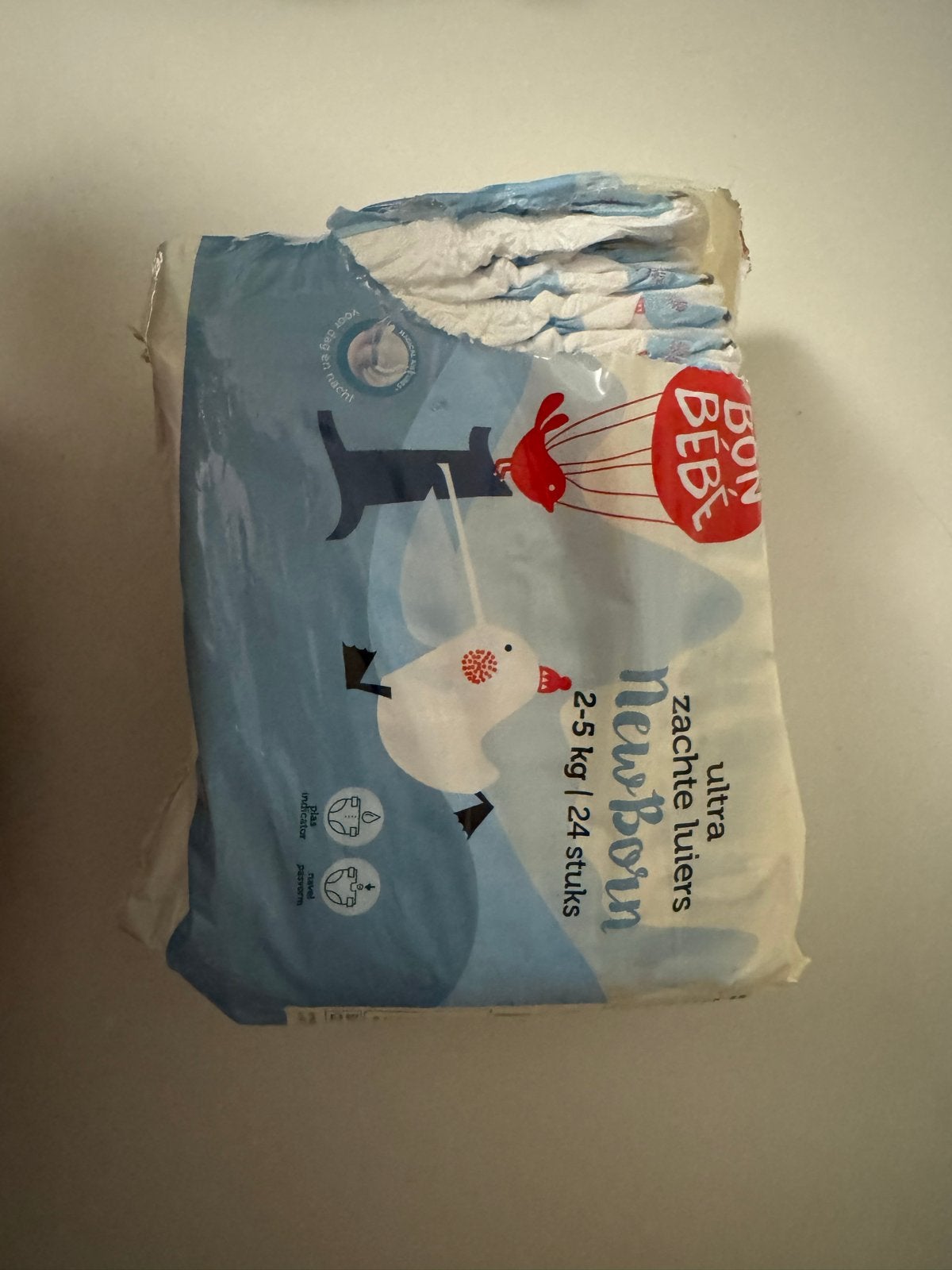 Bon Bébé ultra zachte luiers Newborn 2-5 kg (24 stuks), Ophalen of Verzenden, Zo goed als nieuw