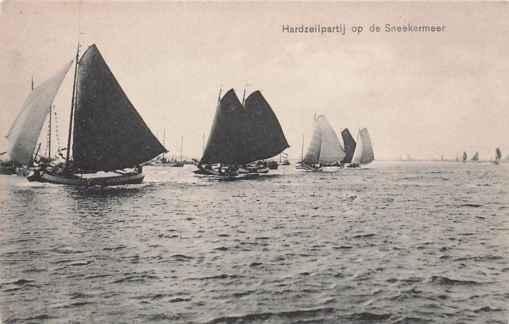 703-436-011 Hardzeilpartij Sneekermeer, Verzenden, Voor 1920, Friesland