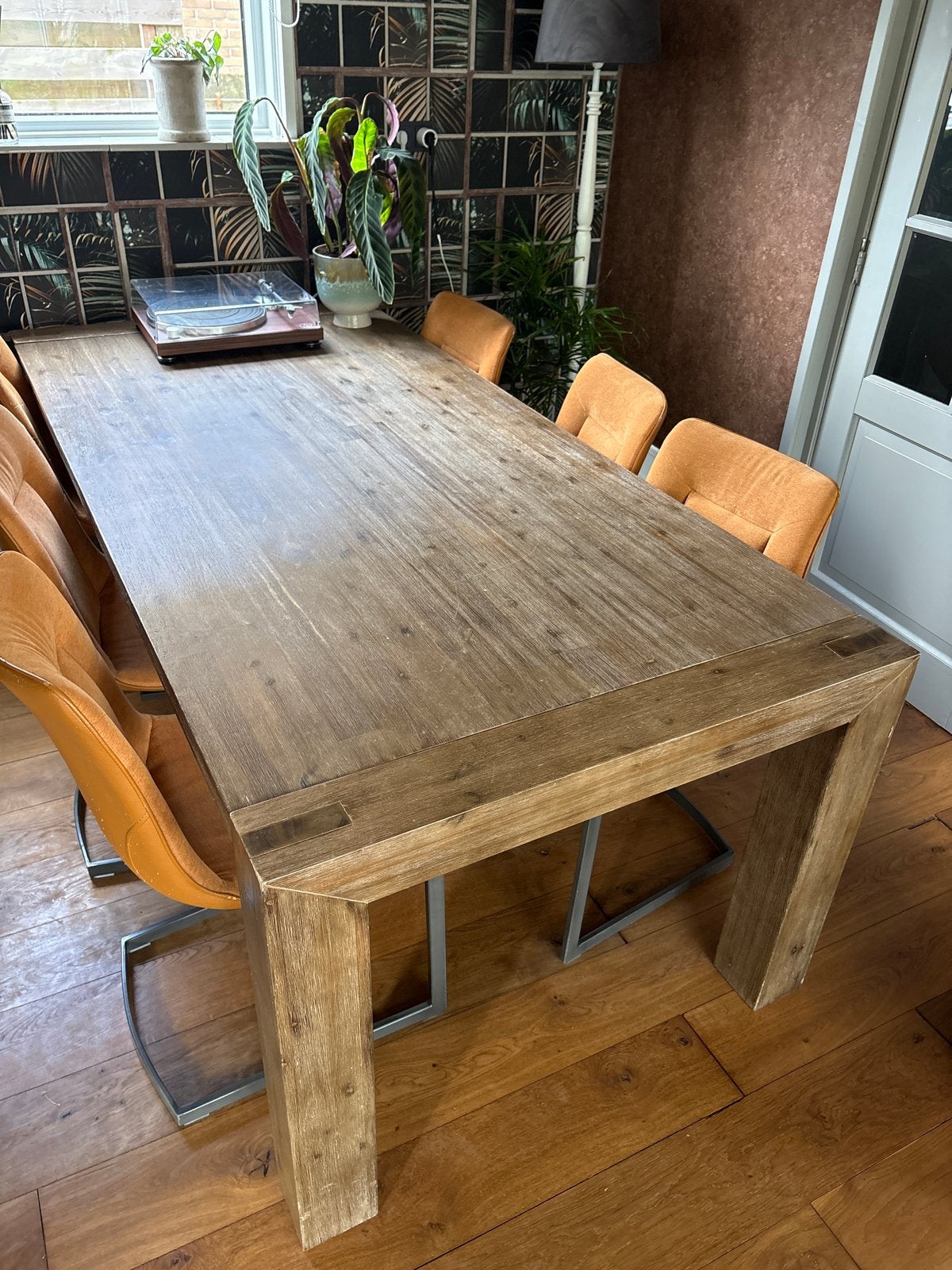 Robuuste houten eettafel met 6 stoelen, Huis en Inrichting, Ophalen, Gebruikt, 50 tot 100 cm, 150 tot 200 cm