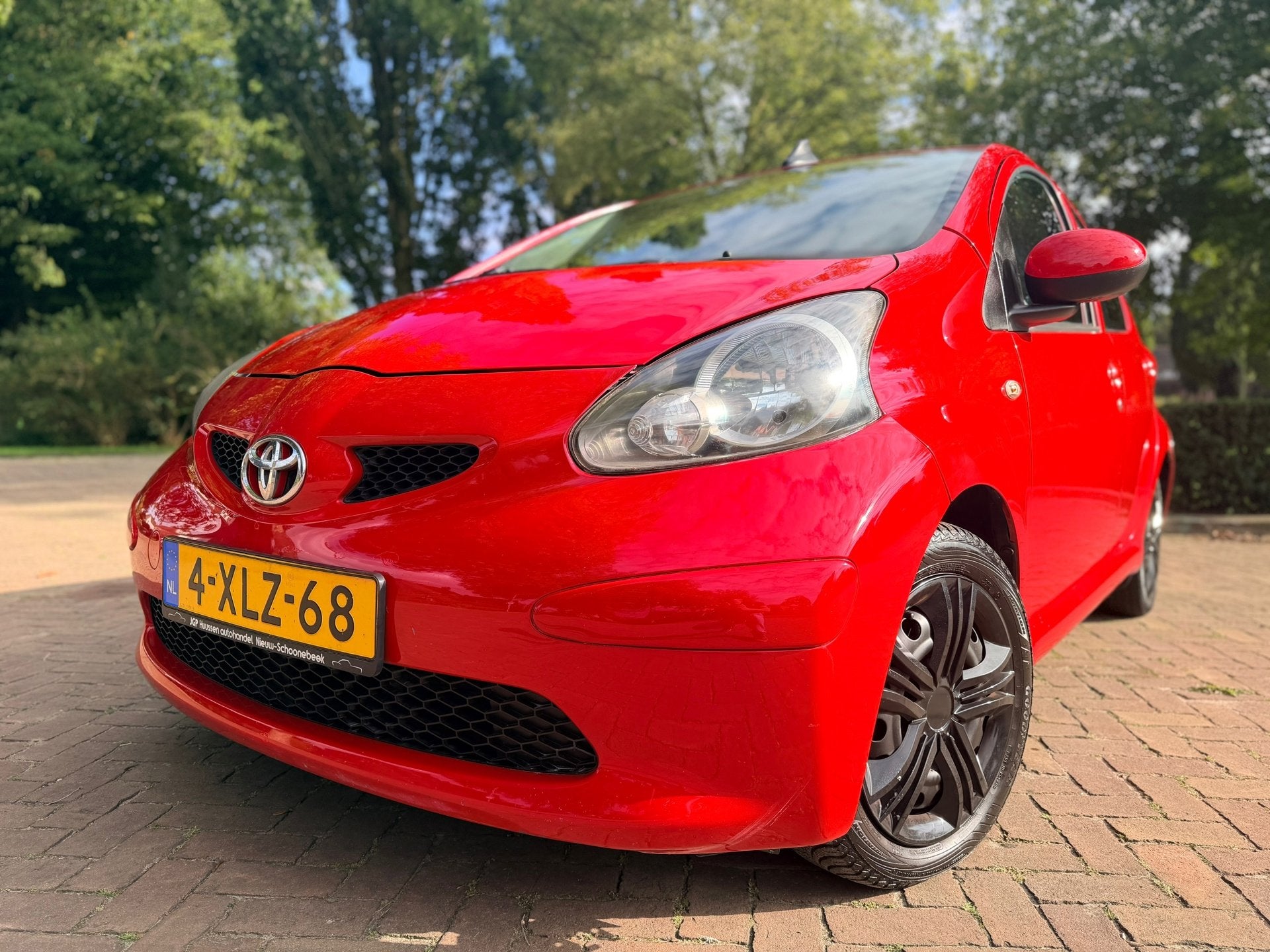 Foto 4 van Toyota Aygo 1.0-12V + | 5 deurs | Airco | Elek.Pakk | Nw.APK