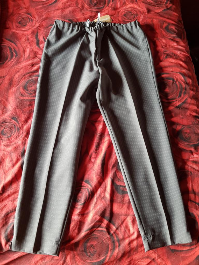 Grijze krijtstreep pantalon - maat 50 ***nieuw***, Maat 46/48 (XL) of groter, Nieuw, Ophalen of Verzenden, Grijs