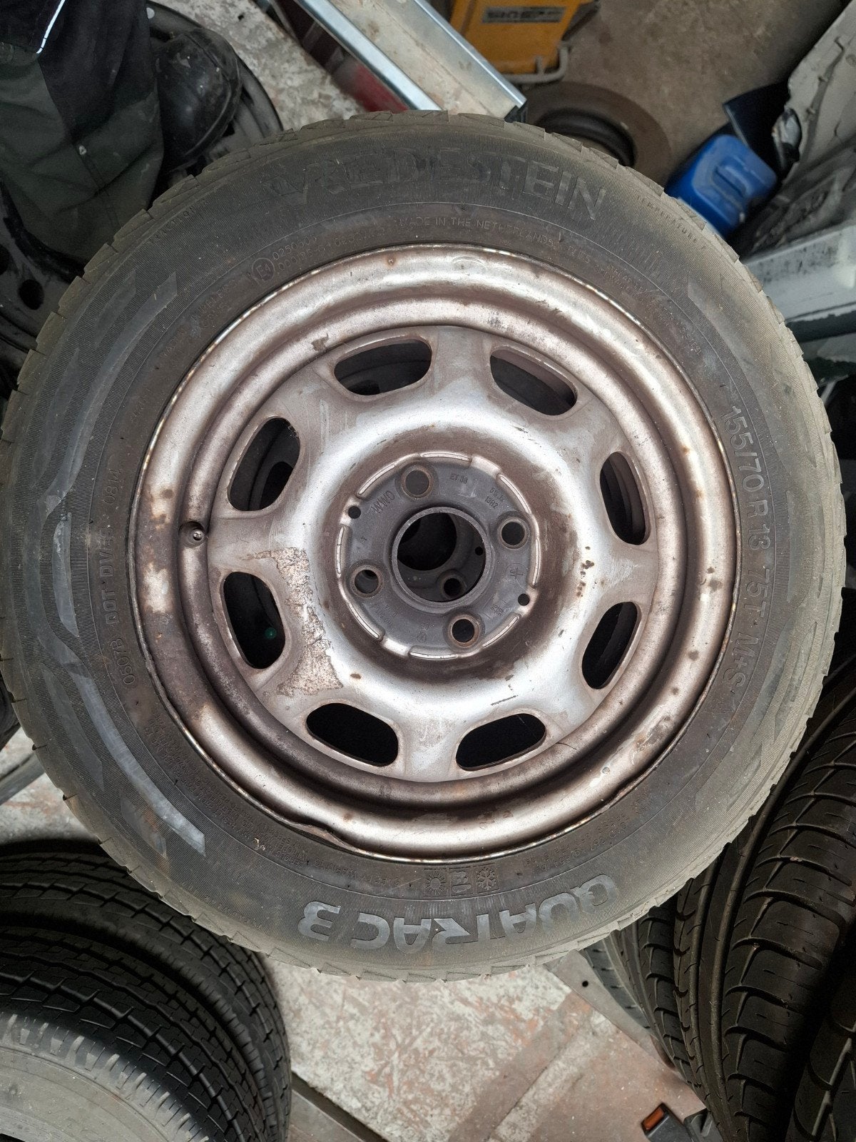 te koop 13 inch winterbanden steek 4x100, Auto diversen, Ophalen of Verzenden