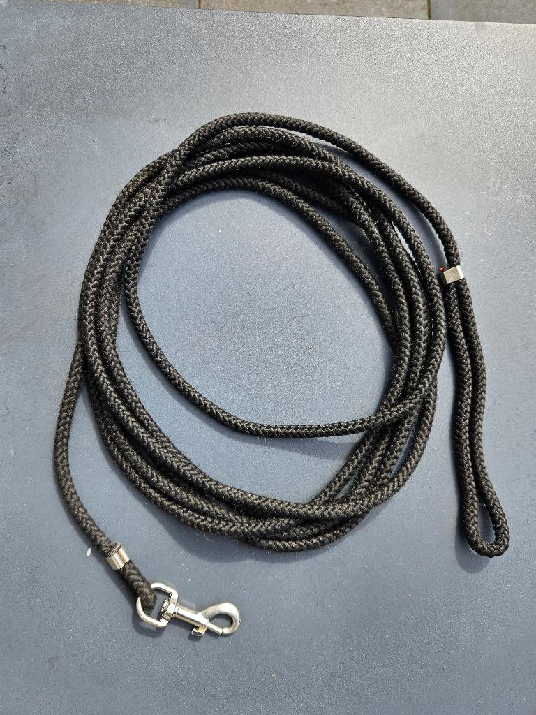 Te koop hondenriem, Dieren en Toebehoren, Ophalen of Verzenden, Zo goed als nieuw, Hondenriem