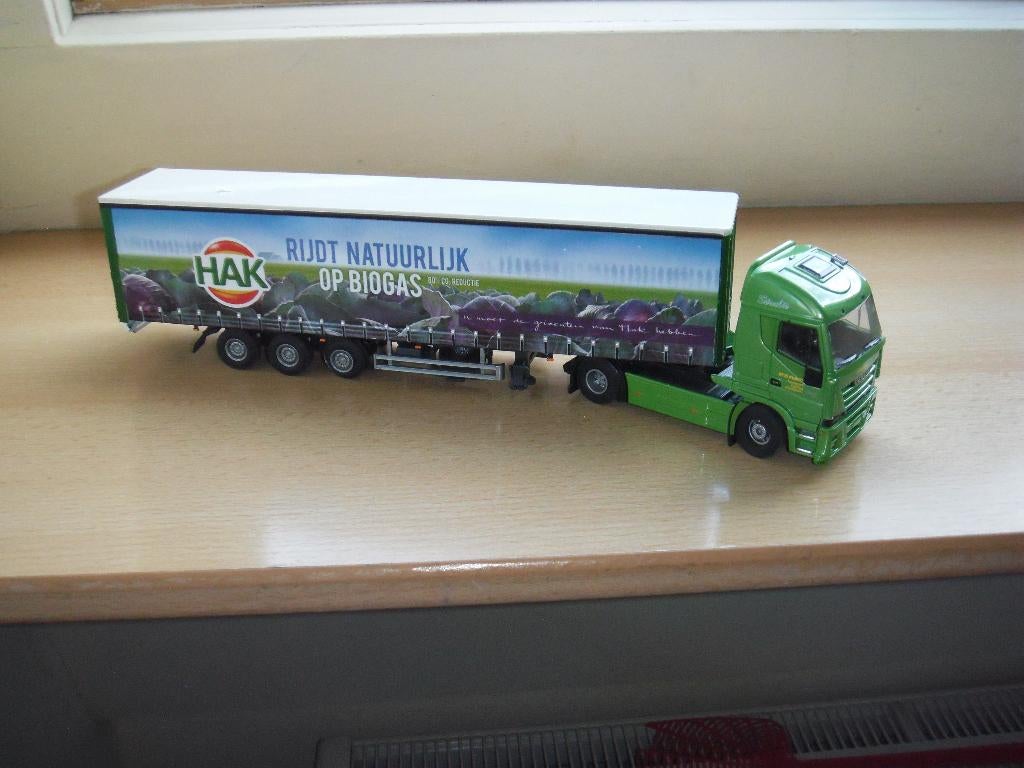 iveco, Ophalen of Verzenden, Zo goed als nieuw, Bus of Vrachtwagen, Lion Toys