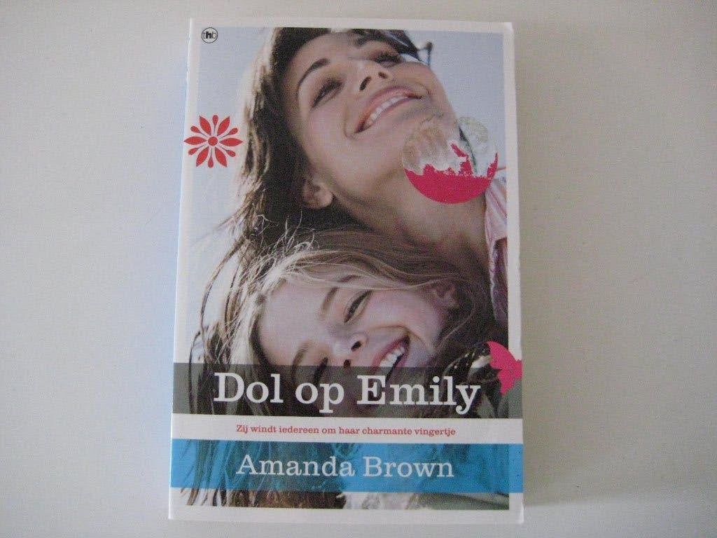 Dol op Emily - Amanda Brown (roman), Amanda Brown, Ophalen of Verzenden, Zo goed als nieuw, Nederland