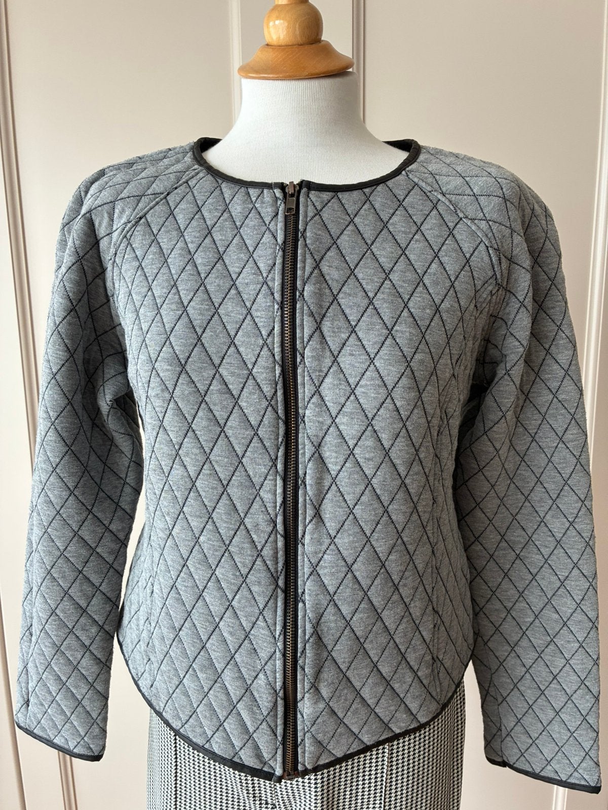 Promiss vestje/jasje, maat M, Kleding | Dames, Maat 38/40 (M), Ophalen of Verzenden, Jasje, Grijs