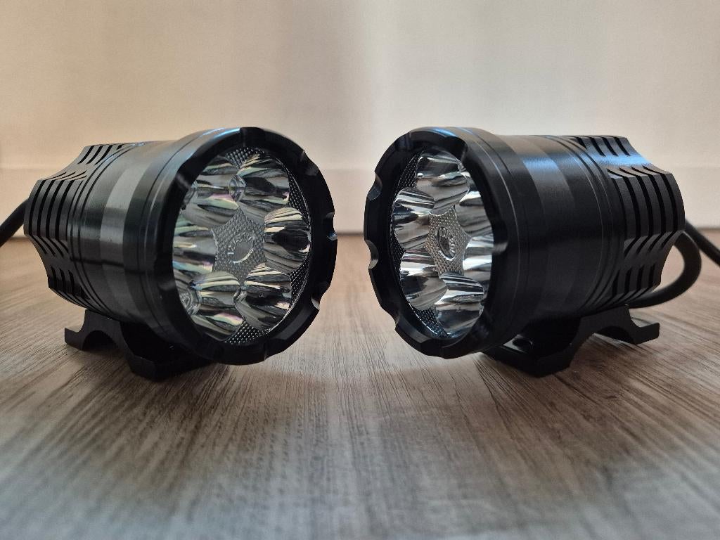 LED Verstralers motor mistlamp koplamp 60w, Auto diversen, Ophalen of Verzenden