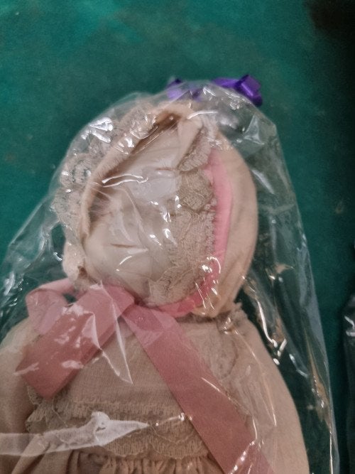 poppen baby met porseleine kopjes, Ophalen of Verzenden, 'T Olde Gre-j, Info@toldegrej.nl, Endepoelstraat 20f Didam