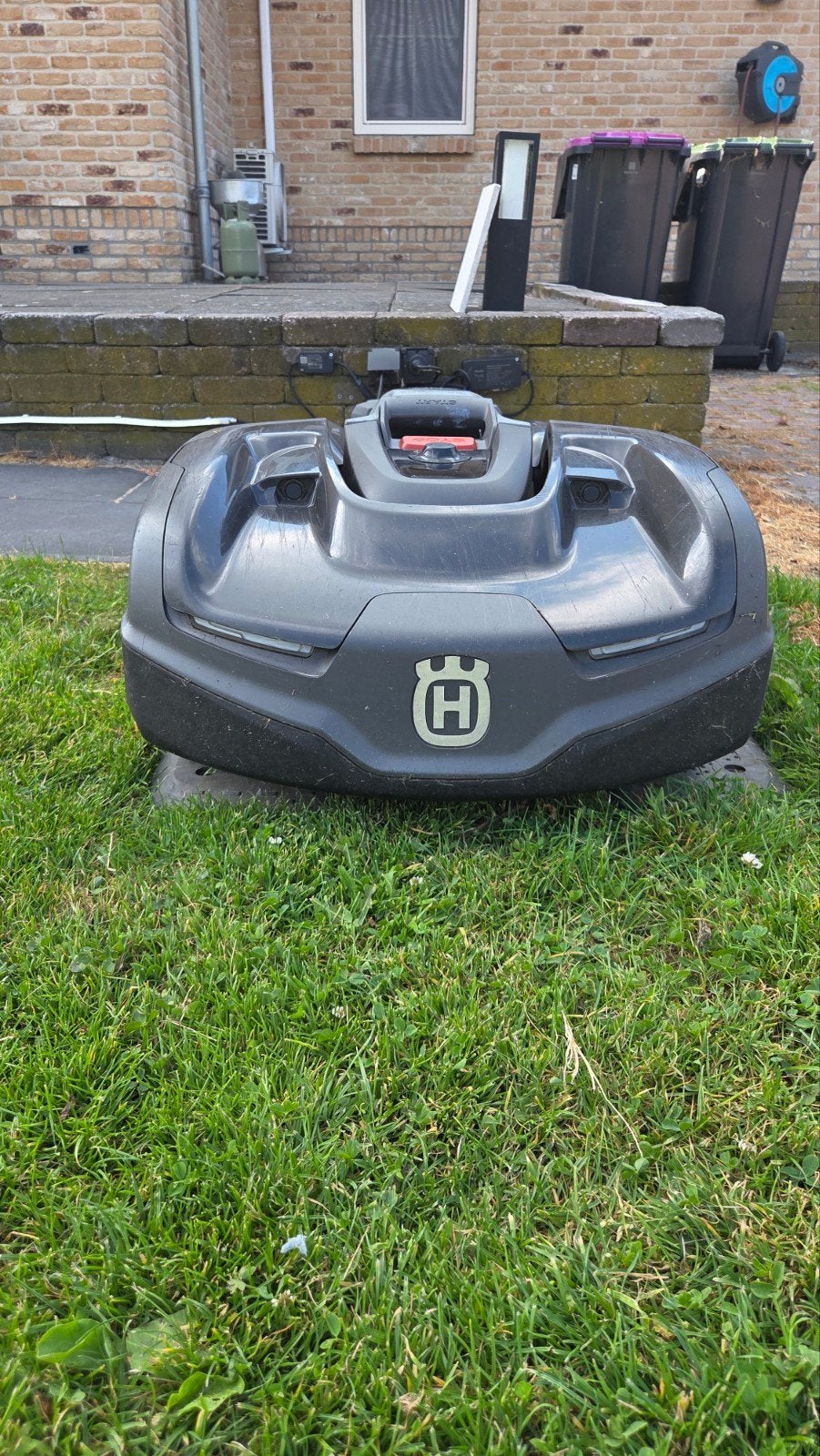 Husqvarna Automower 435X AWD + Testopstelling, Ophalen, Bestuurbaar via app, Zo goed als nieuw, Meer dan 25 cm