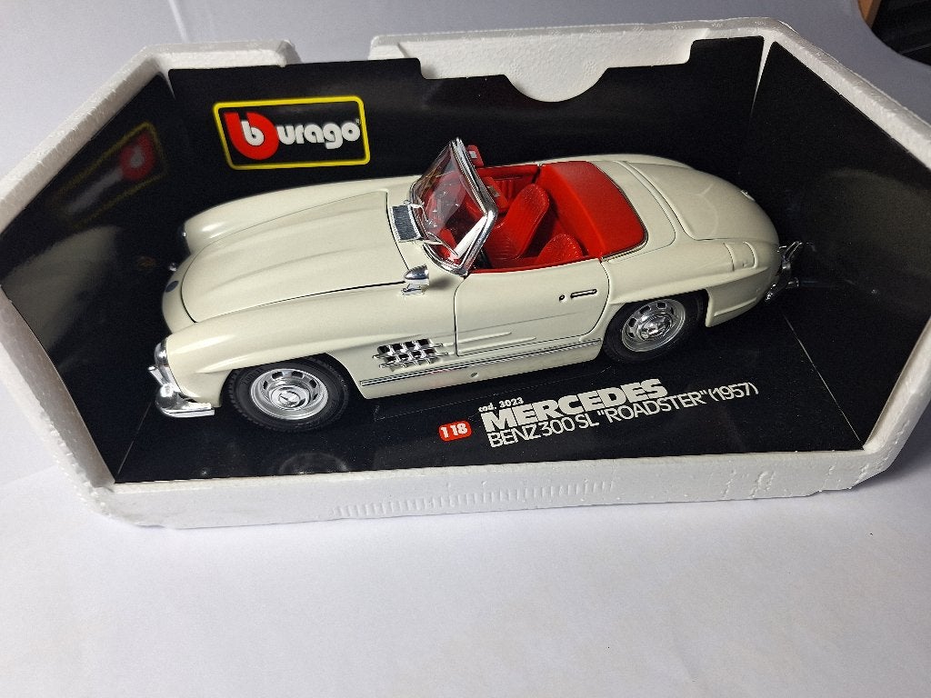 Mercedes 300SL Roadster 1957 Burago, Hobby en Vrije tijd, Modelauto's | 1:18, Ophalen of Verzenden, Nieuw, Auto, Bburago