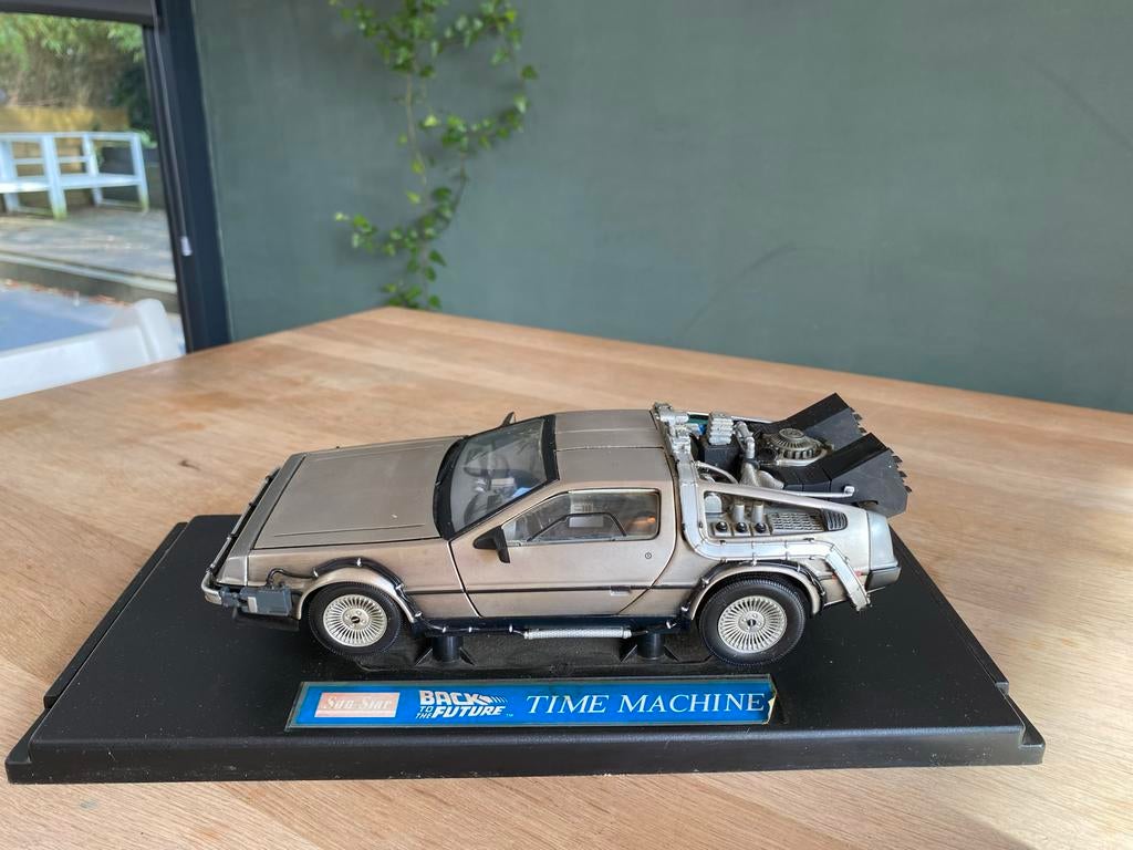 ‘Back to the Future’ Delorean Time Machine modelauto 1:18, Ophalen of Verzenden, Gebruikt, Auto, Sun Star