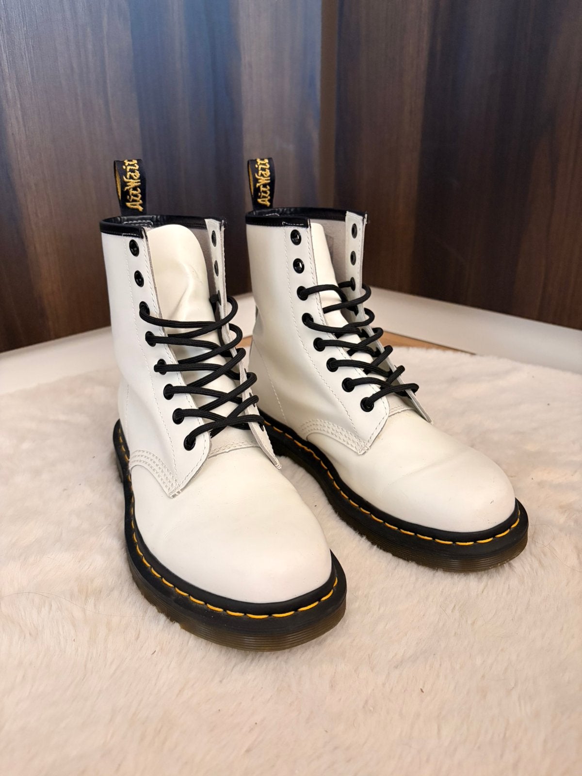Dr. Martens 1460 wit 38, Kleding | Dames, Schoenen, Zo goed als nieuw, Lage of Enkellaarzen, Wit, Ophalen