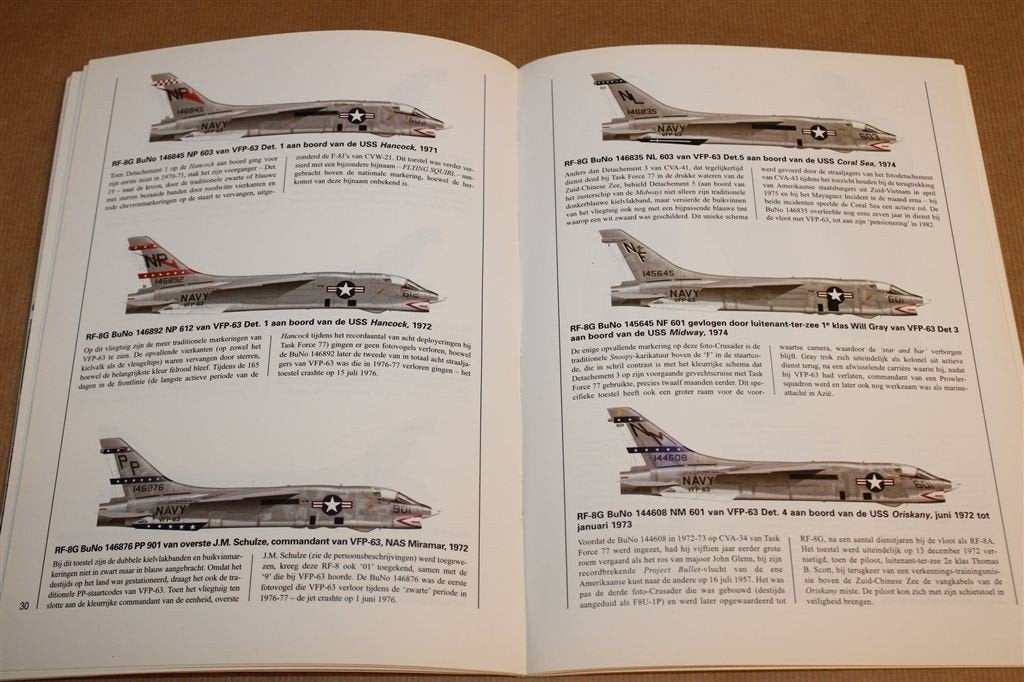 RF-8 Crusaders boven Cuba & Vietnam — Verkenners, Gebruikt, Schaalmodel, -, -
