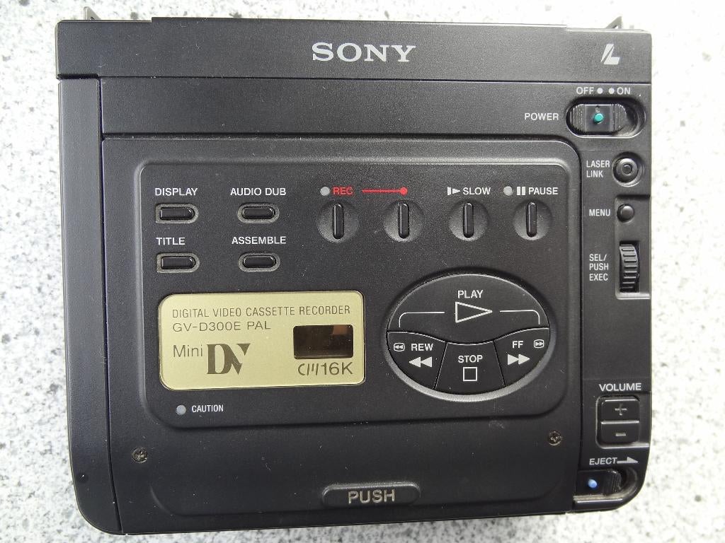 Sony Mini Digital Video Cassette Recorder GVD300E, Ophalen, Gebruikt