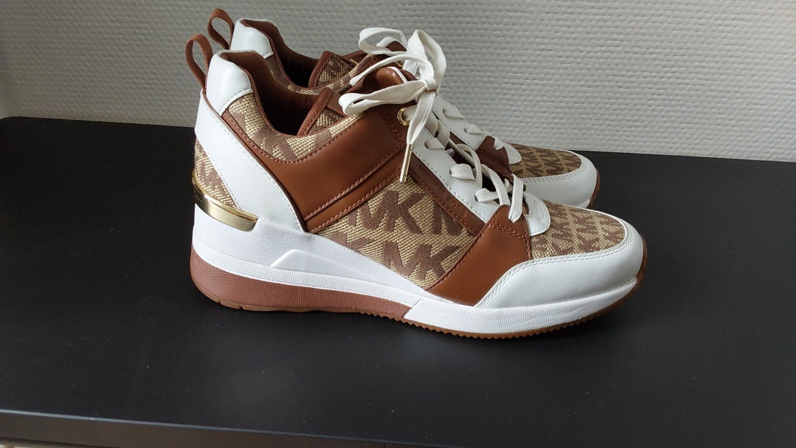 Michael Kors Georgie Trainer Sneaker Maat 39 Nieuw, Michael Kors, Bruin, Nieuw, Ophalen of Verzenden