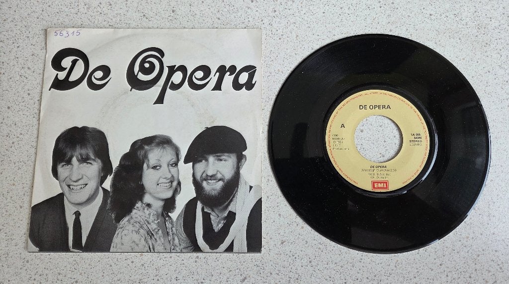 Single De Opera - De opera, Ophalen of Verzenden, Gebruikt, Overige formaten, Levenslied of Smartlap
