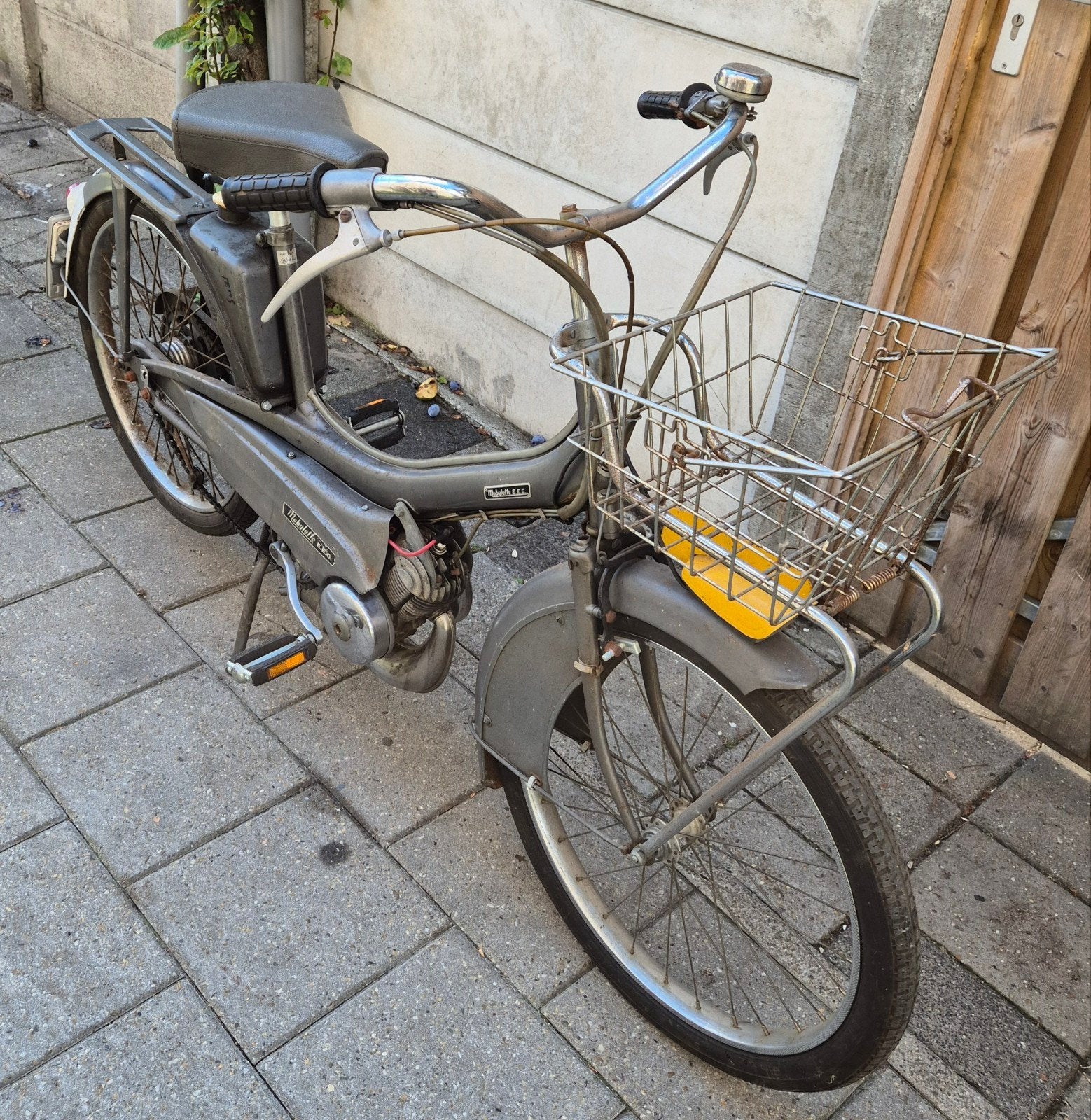 te koop kaptein mobylette bromfiets, Fietsen en Brommers, Brommers | Oldtimers, Maximaal 45 km/u, 0 versnellingen, Ophalen, Overige merken