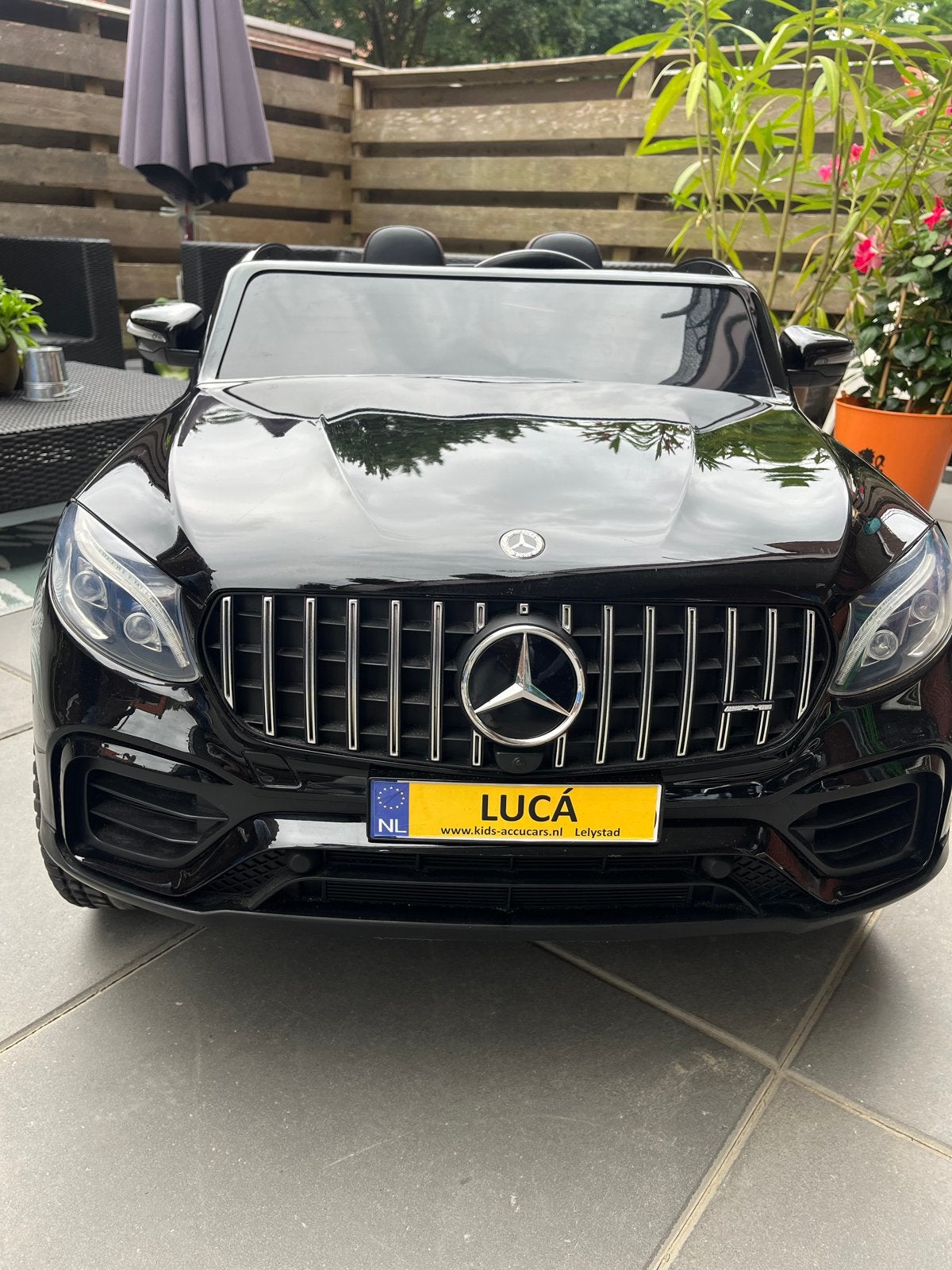 Elektrische kinderauto Mercedes GLC63 2x12V 4WD, Ophalen, Gebruikt